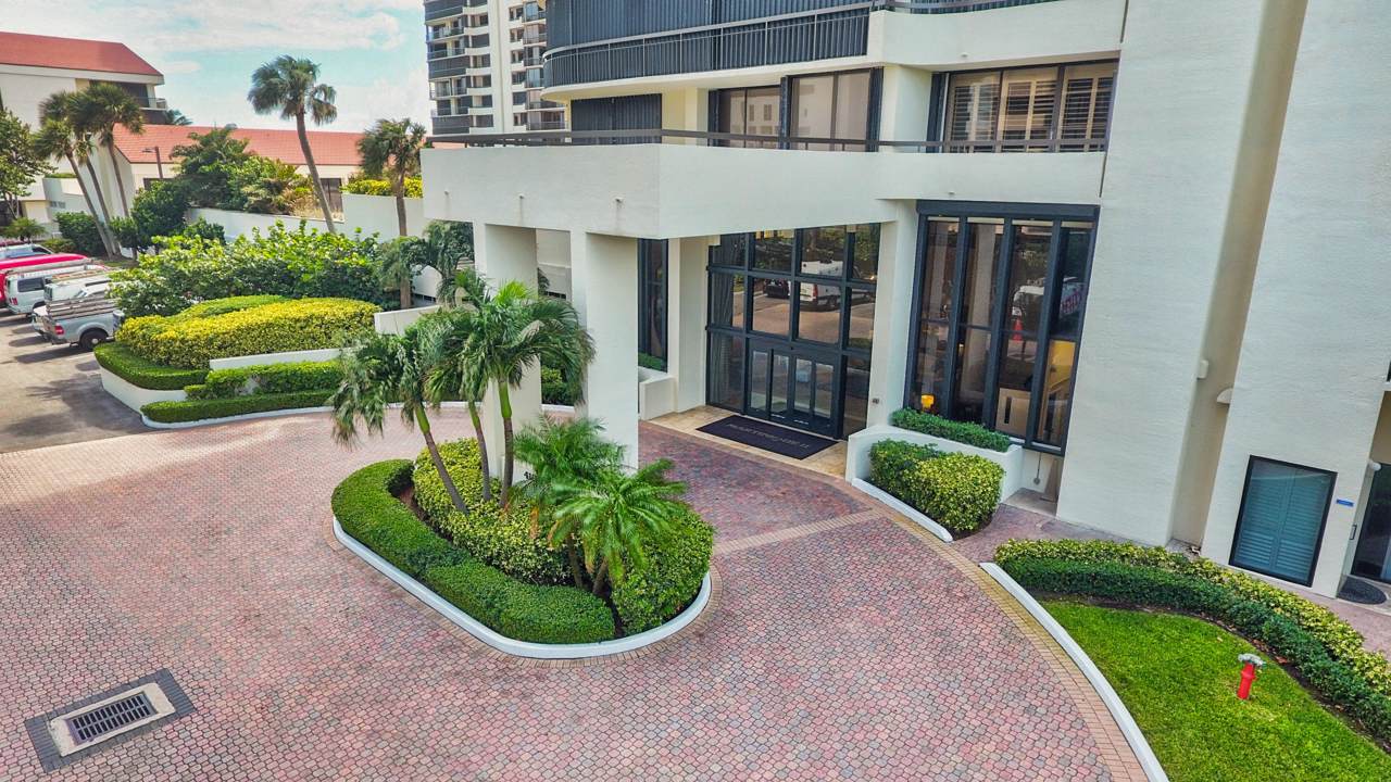 4100 Ocean Drive - Photo 1