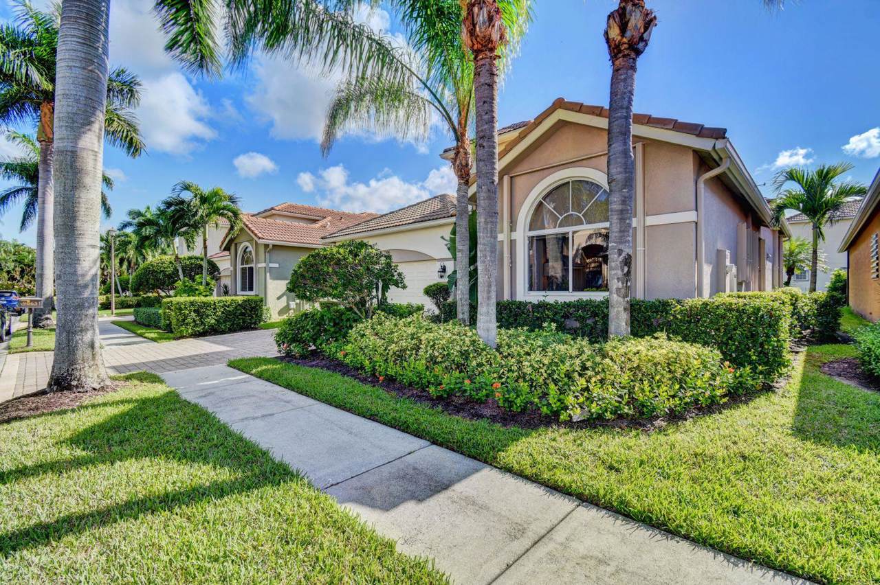 9063 Sand Pine Lane - Photo 1