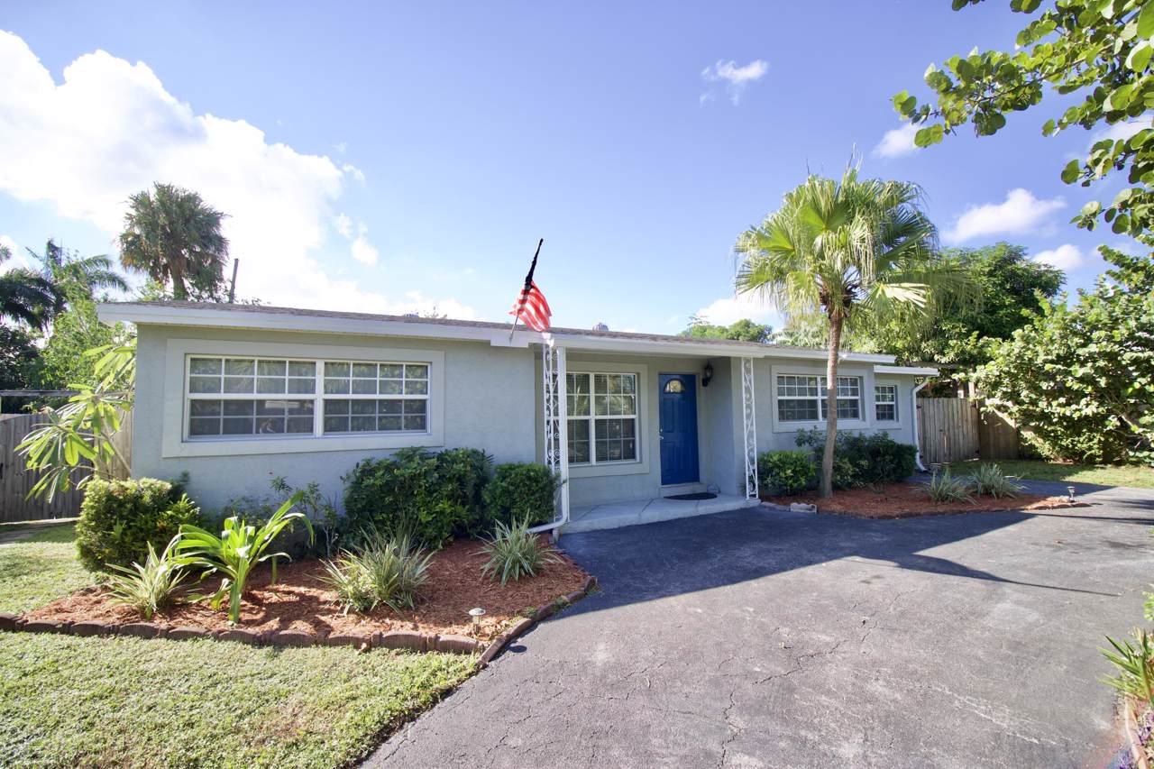 785 Balfrey Drive - Photo 1