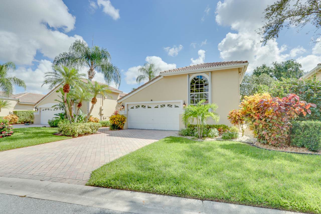 4766 Carlton Golf Drive - Photo 1