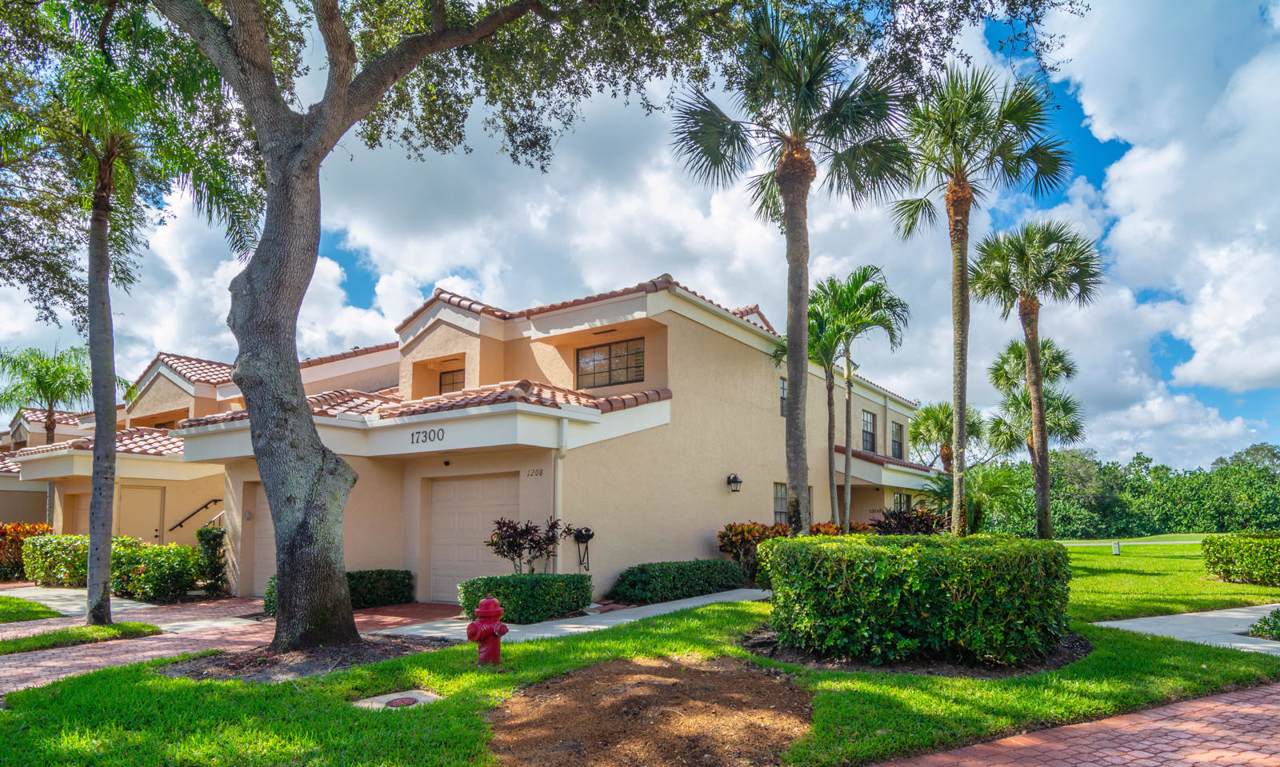17300 Boca Club Boulevard - Photo 1
