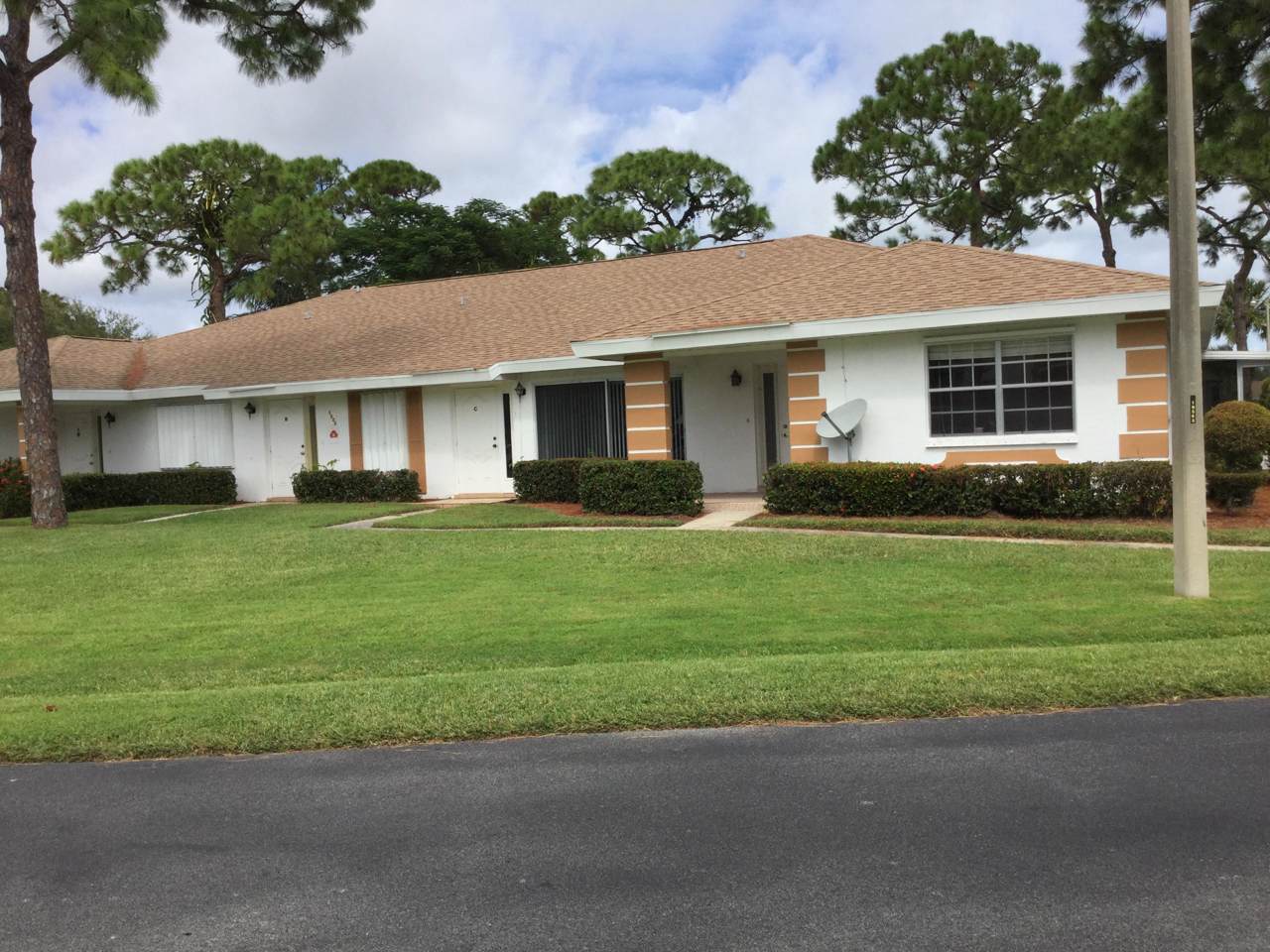 1222 Lakes End Drive - Photo 1
