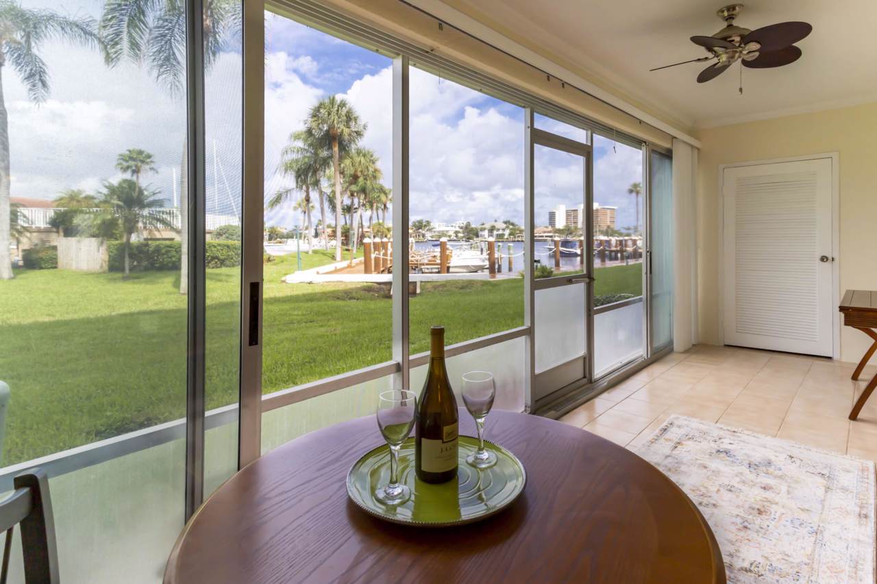 951 Spanish Circle - Photo 1