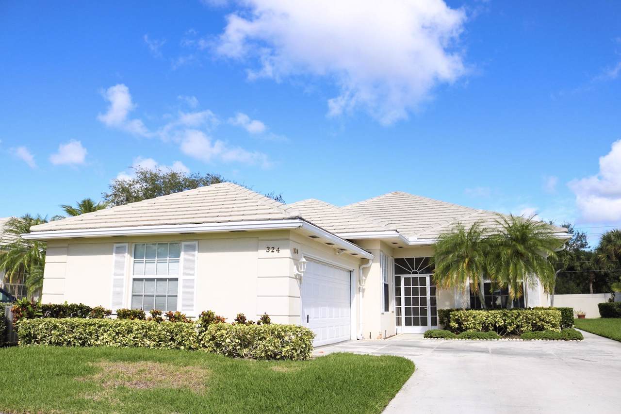 324 Bentley Circle - Photo 1