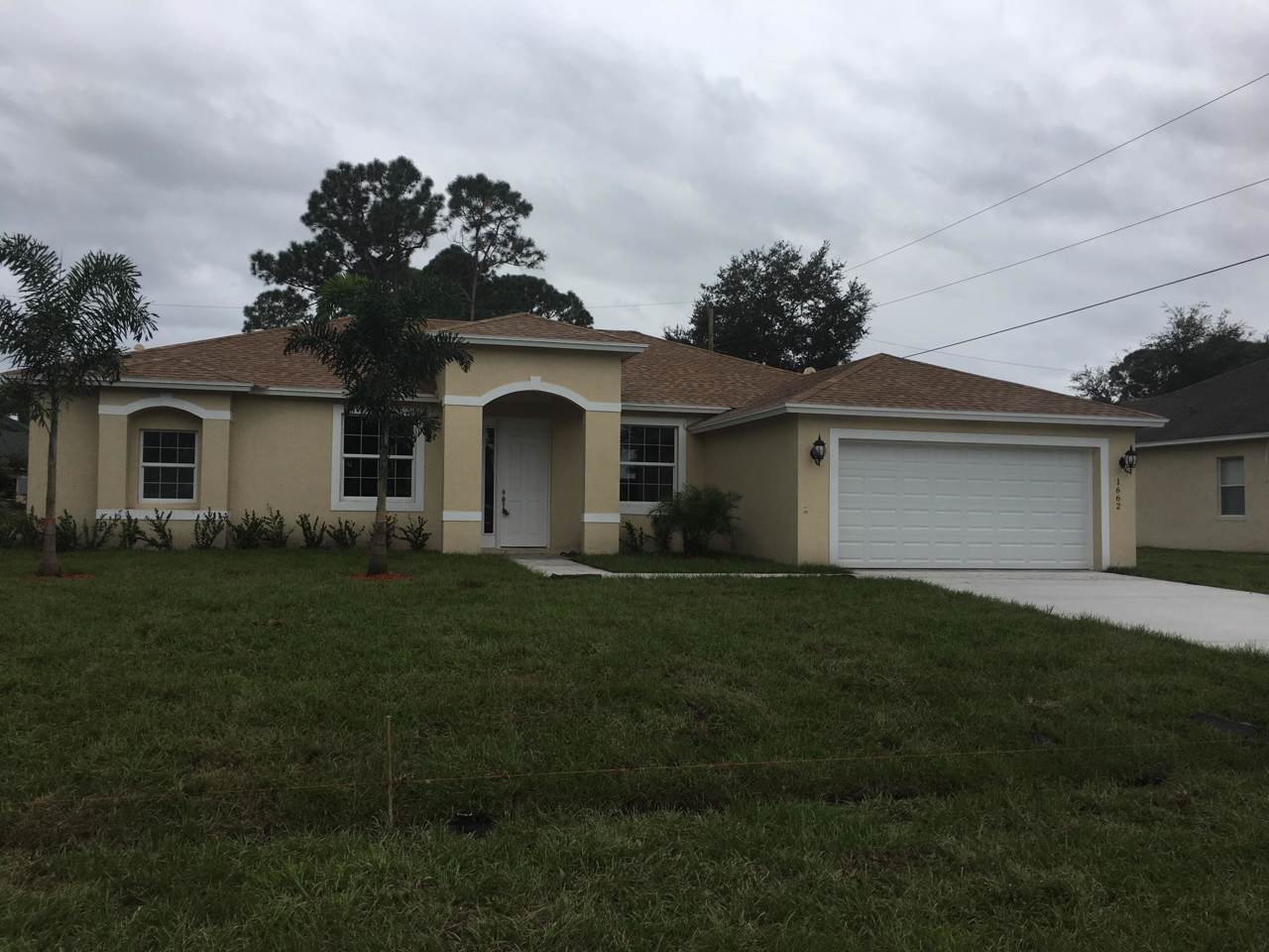 1662 Penrose Avenue - Photo 1
