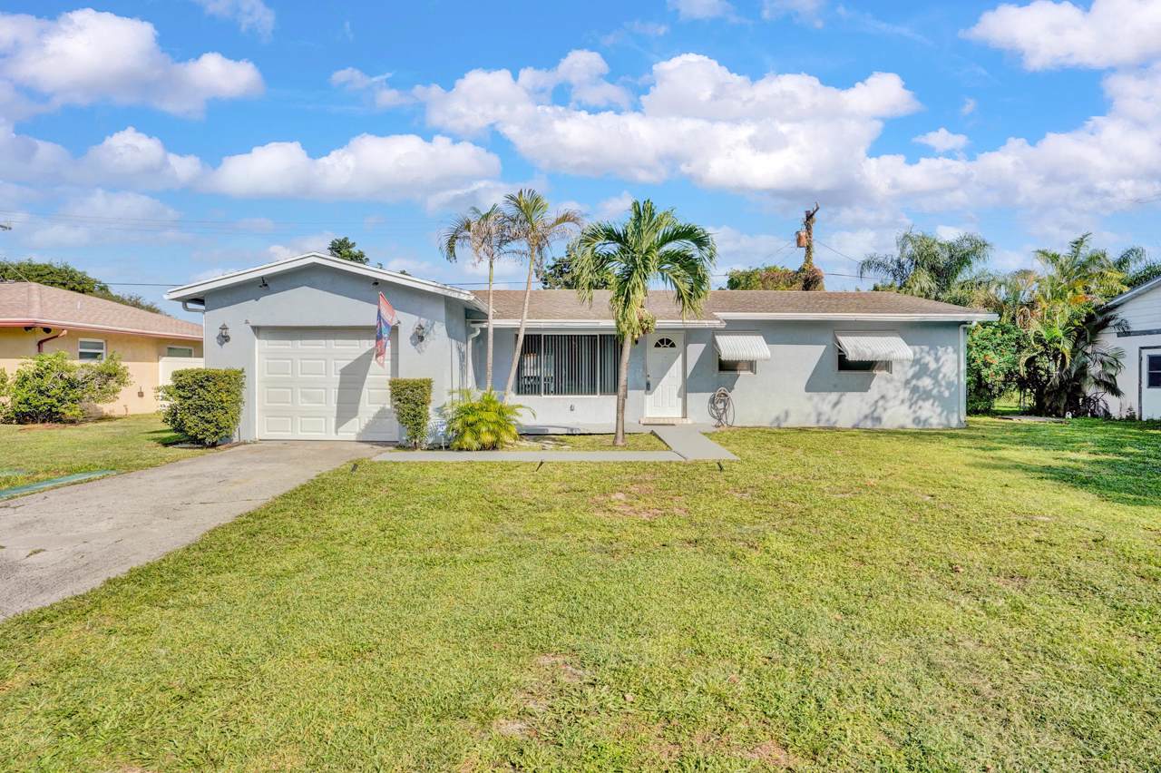 693 Lindell Boulevard - Photo 1