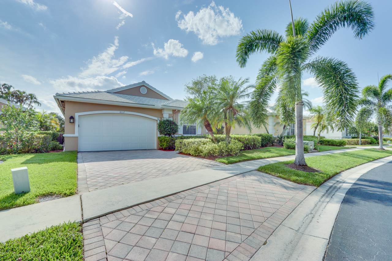 4337 Kensington Park Way - Photo 1