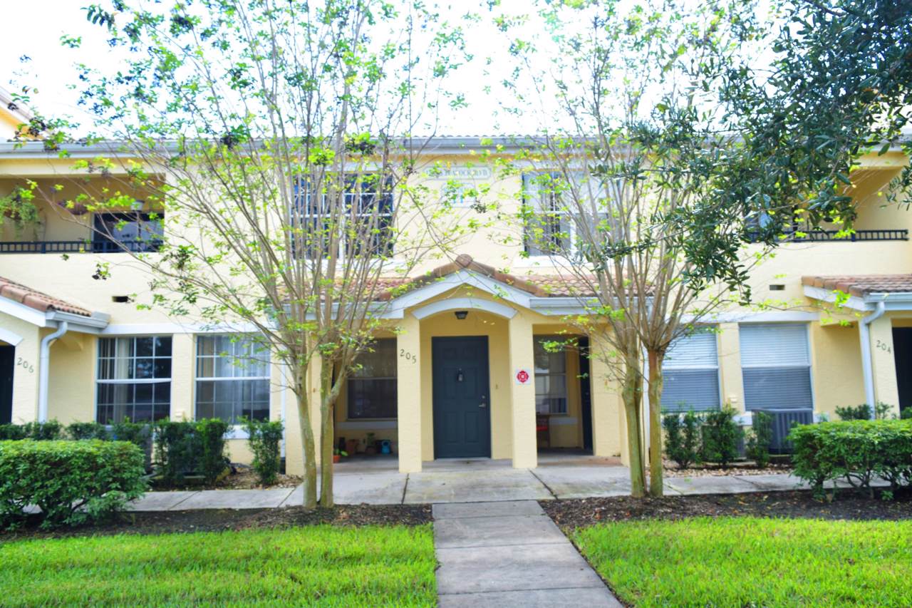 120 Peacock Boulevard - Photo 1