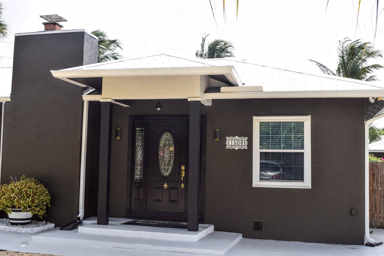 1508 Lark Boulevard - Photo 1
