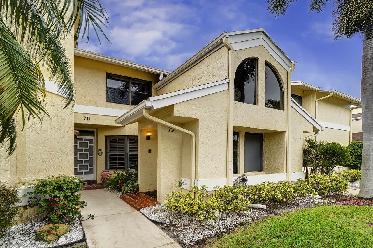 16769 Oak Hill Trail - Photo 1