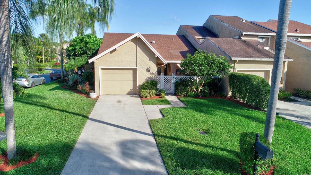 6741 Canary Palm Circle - Photo 1