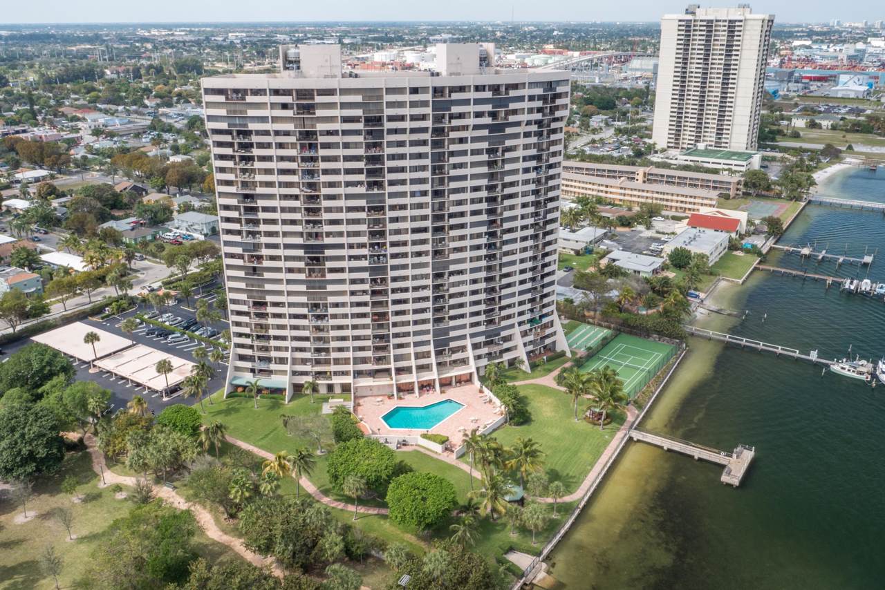 5200 Flagler Drive - Photo 1