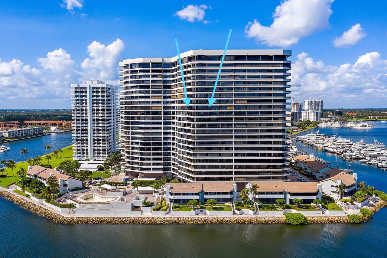 100 Lakeshore Drive - Photo 1