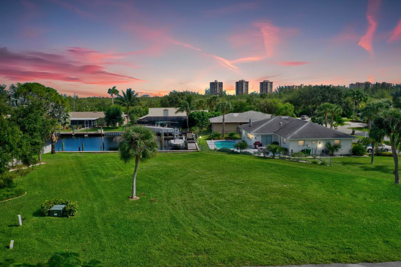 120 Queen Ann Court - Photo 1
