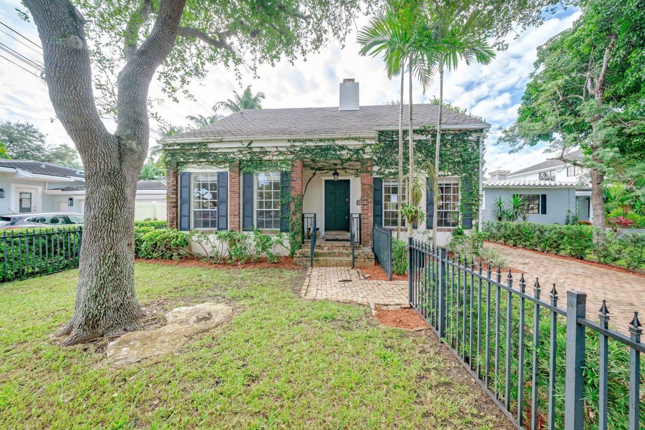 1110 Ponce De Leon Drive - Photo 1