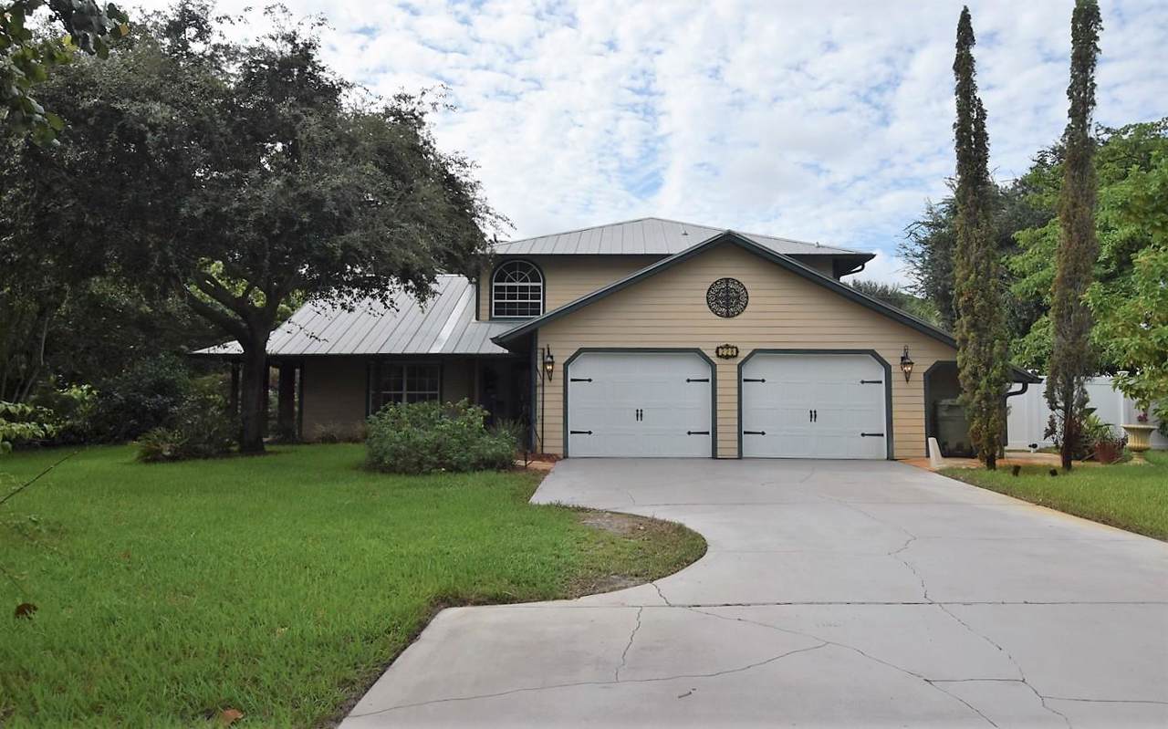 228 Oriole Avenue - Photo 1