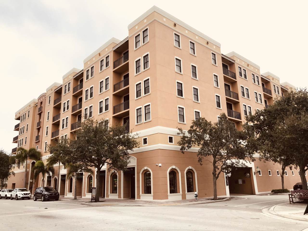 511 Lucerne Avenue Avenue - Photo 1