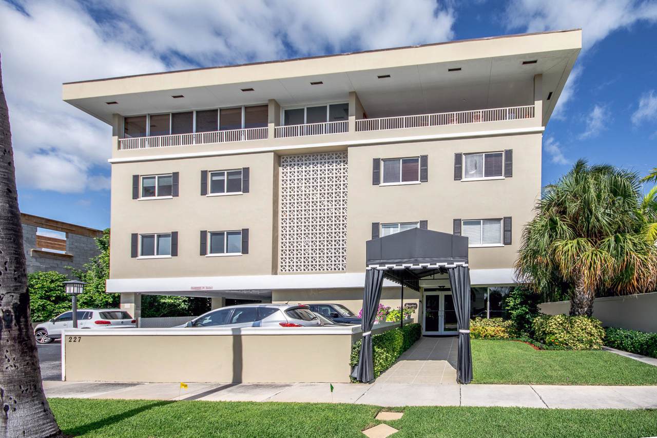 227 Brazilian Avenue - Photo 1