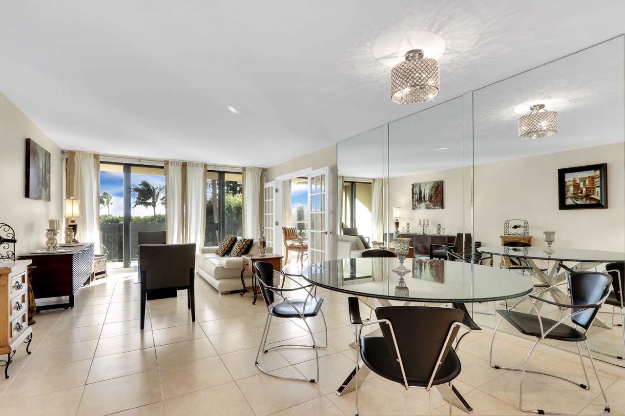 2400 Presidential Way - Photo 1