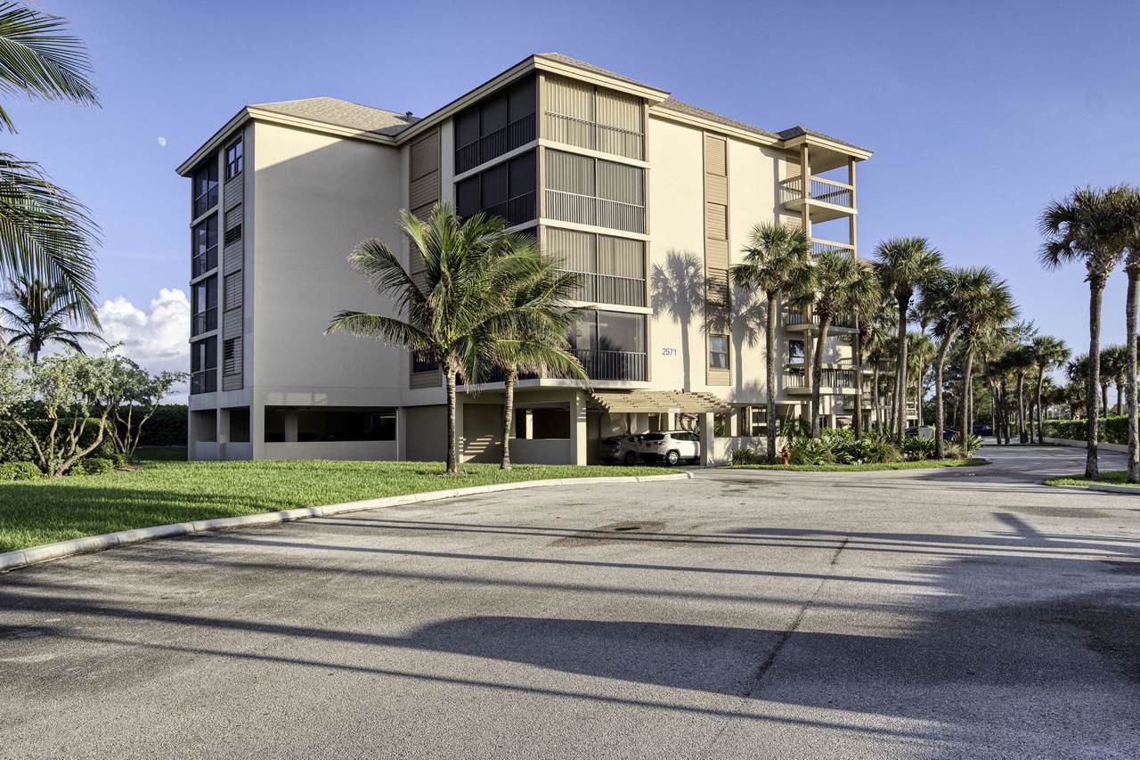 2571 Ocean Boulevard - Photo 1