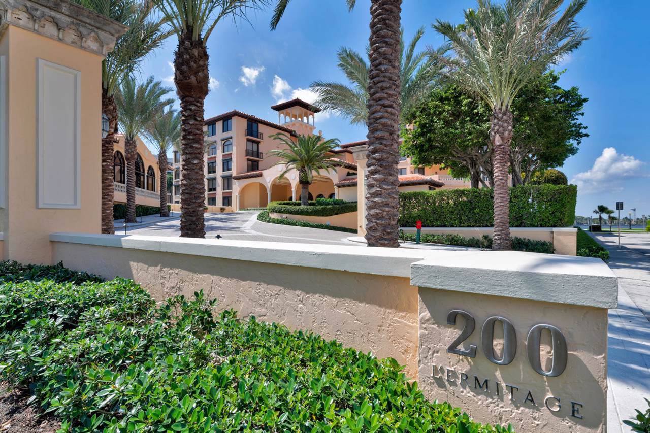 200 Bradley Place - Photo 1
