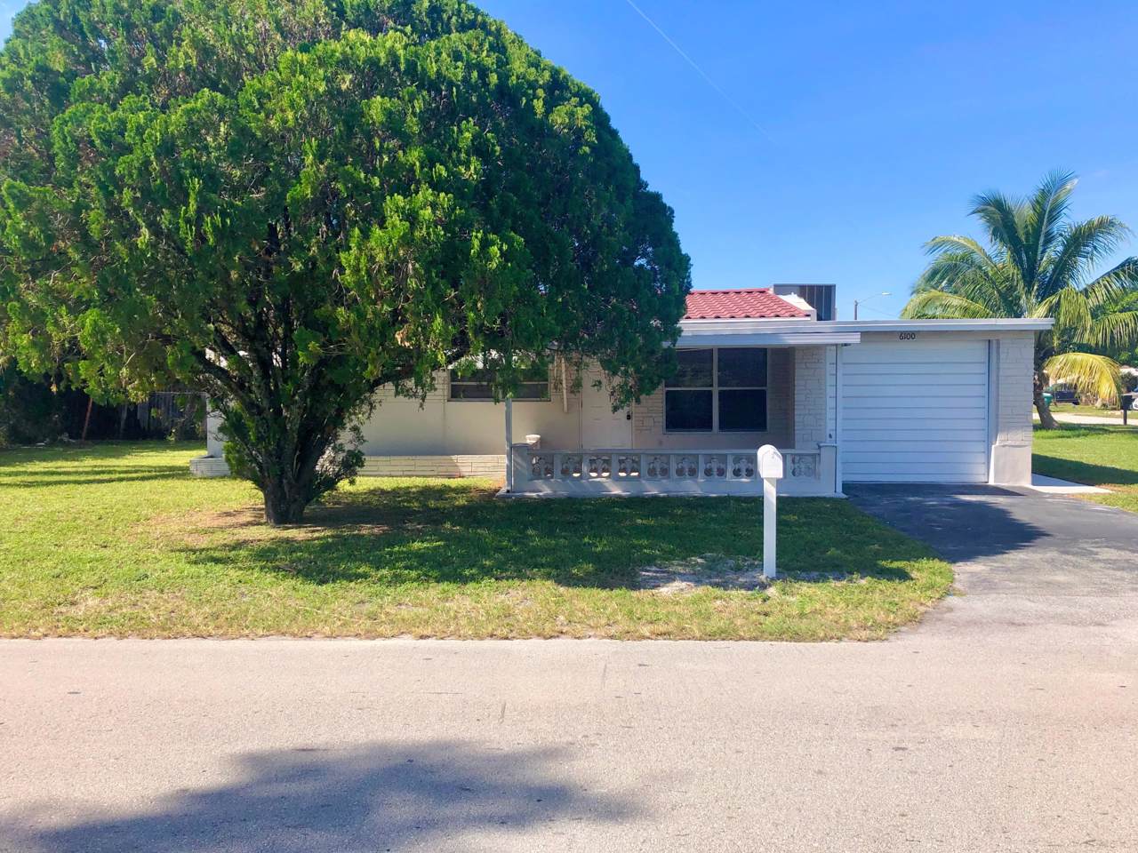 6100 20th Street - Photo 1