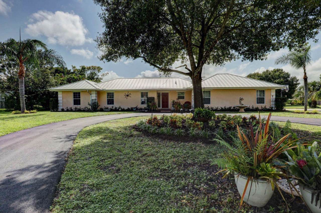 3772 Bimini Circle - Photo 1
