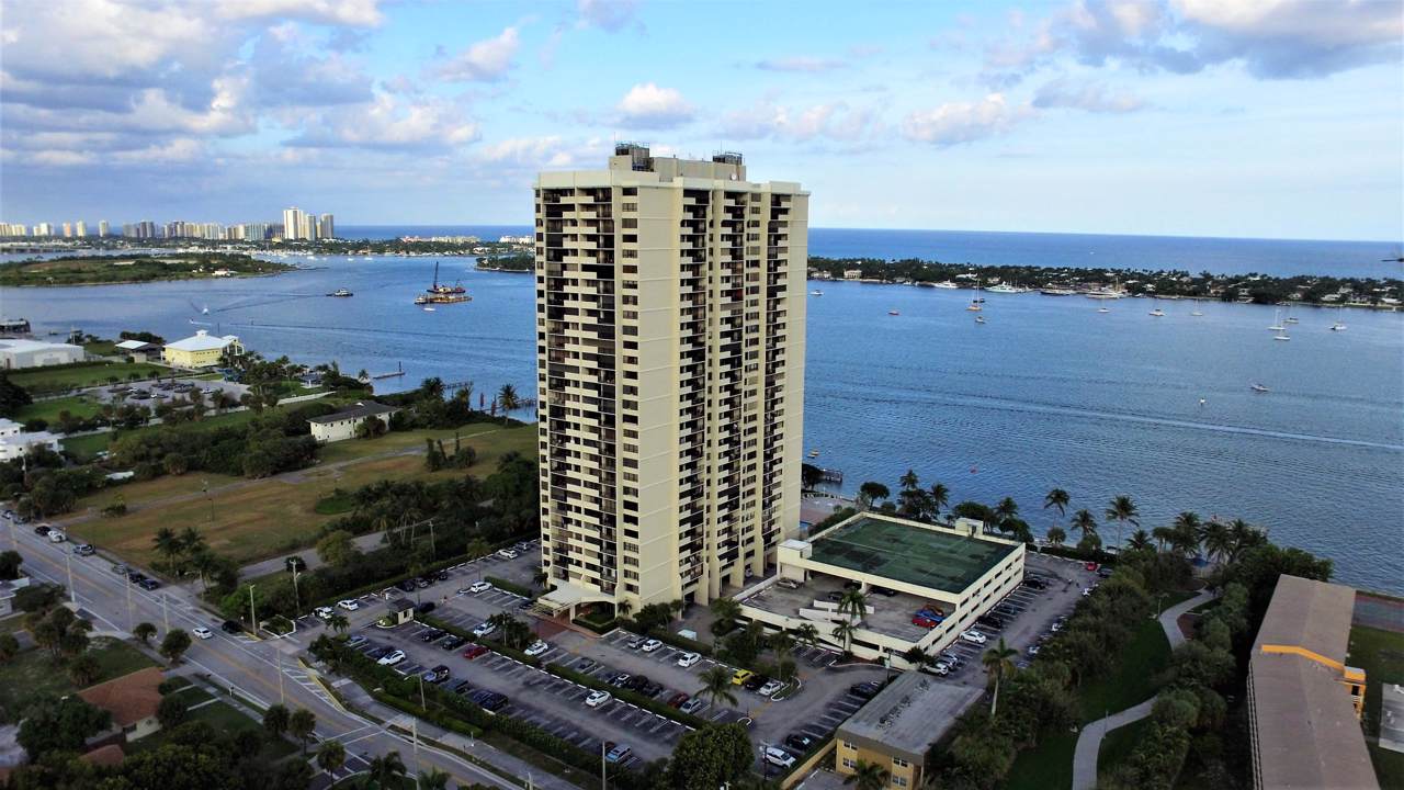 5600 Flagler Drive - Photo 1