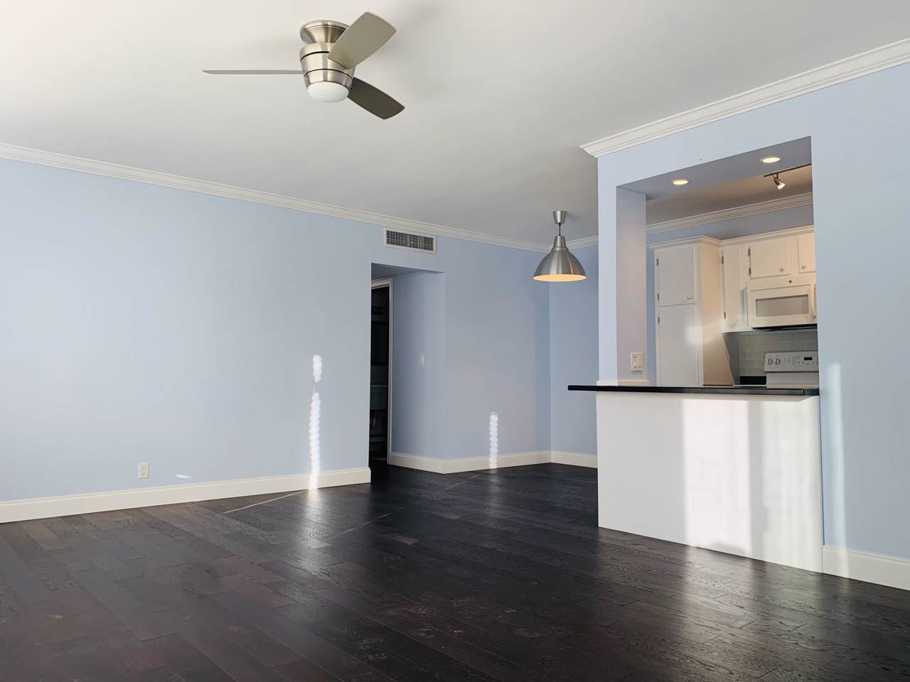 105 South Boulevard - Photo 1