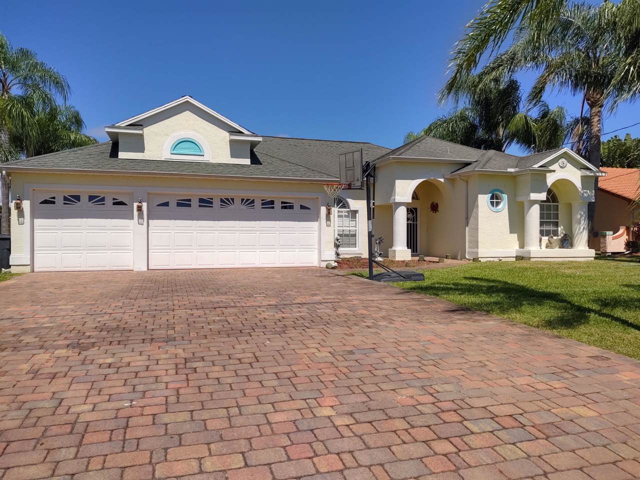 123 Royce Avenue - Photo 1