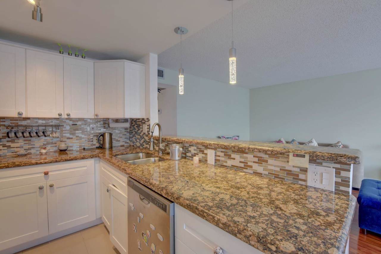 226 Fanshaw F - Photo 1