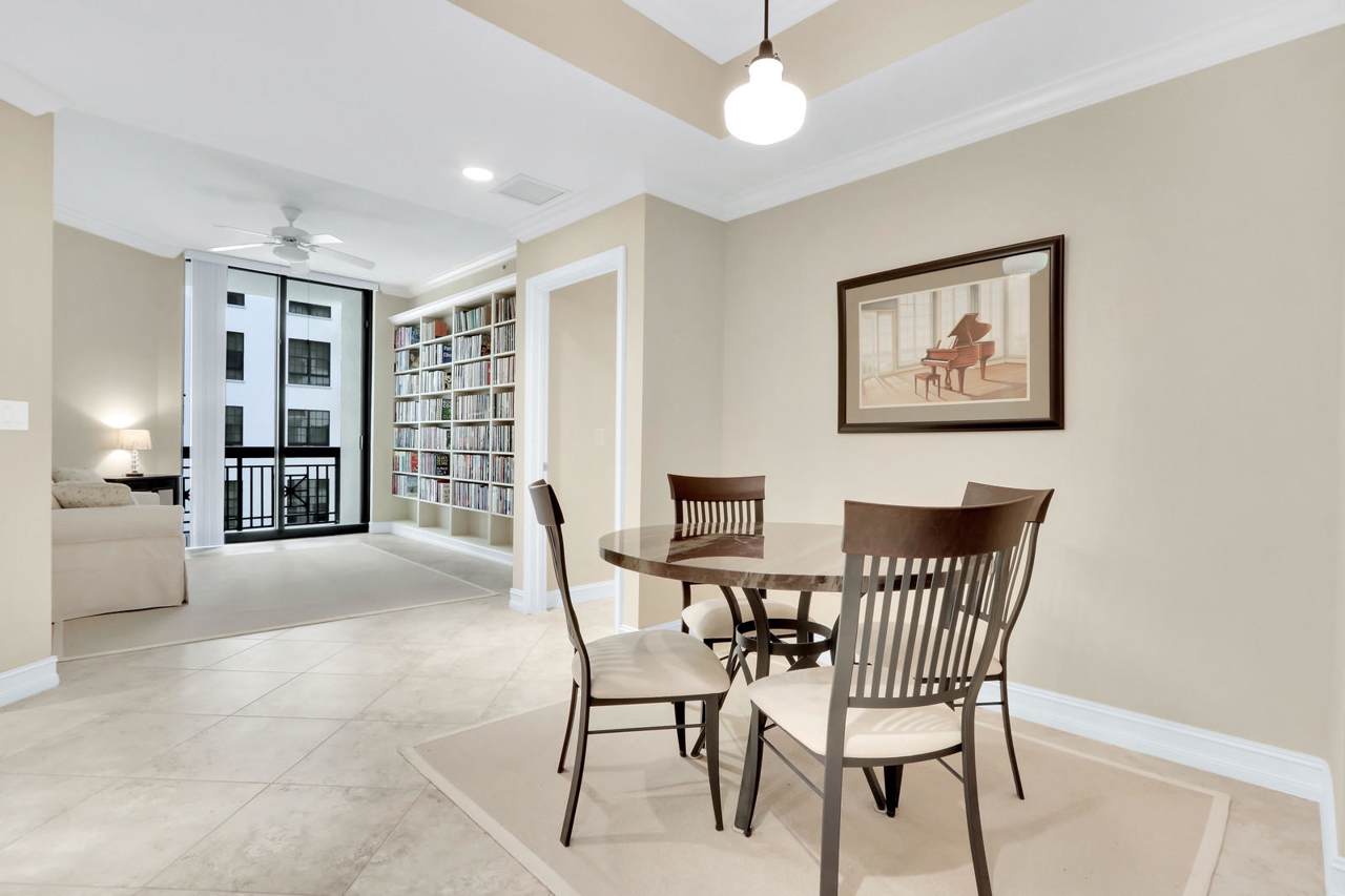 701 Olive Avenue - Photo 1