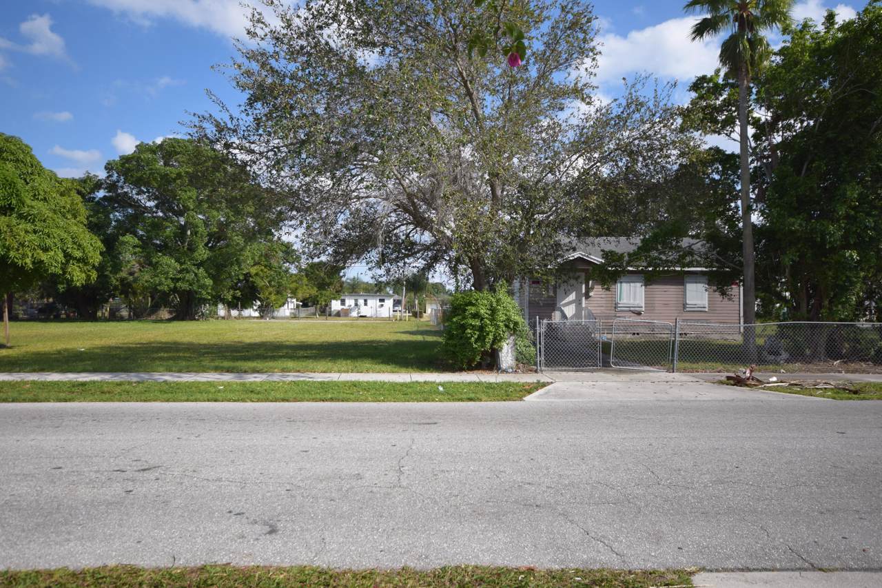 39 12th Avenue - Photo 1