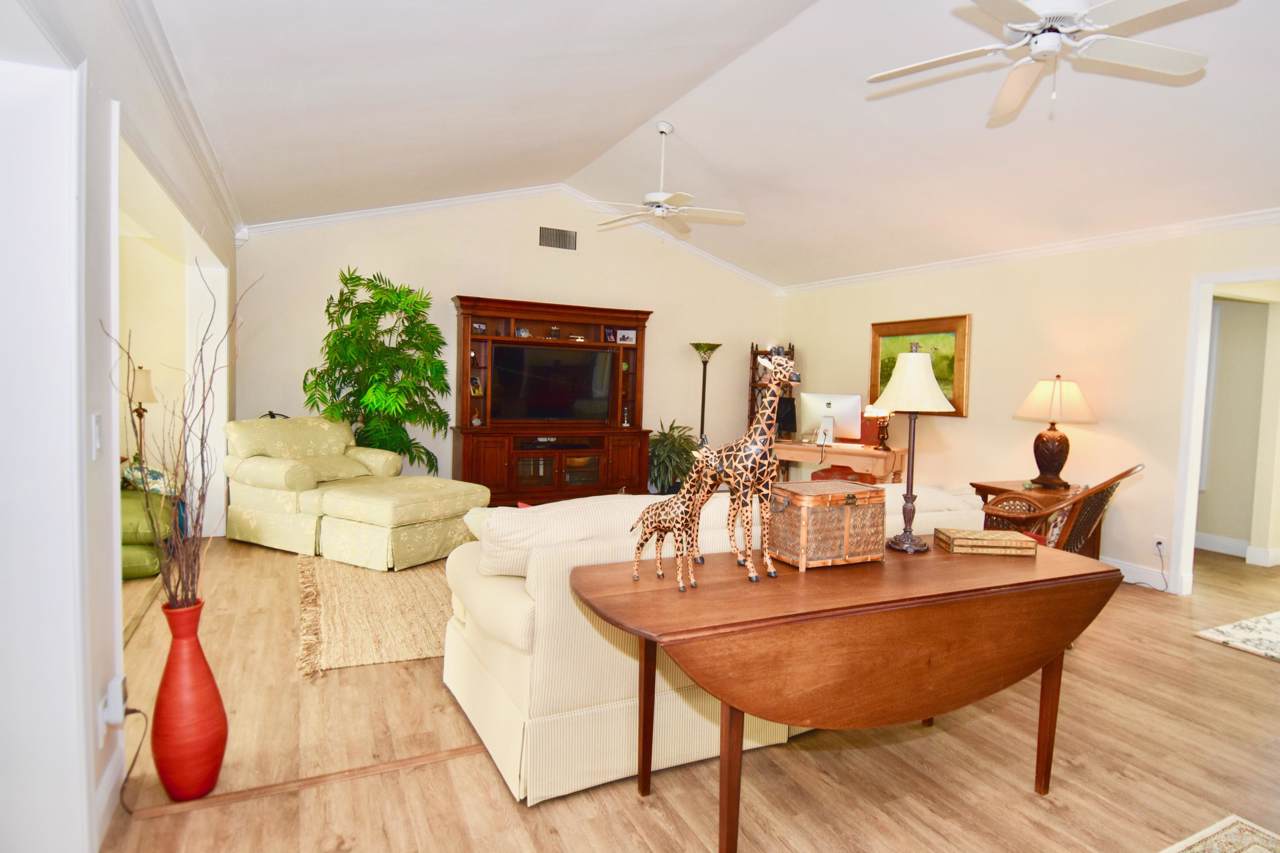 2119 Greenbriar Lane - Photo 1 2119 Greenbriar Lane - Photo 1