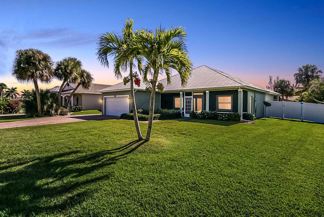 1907 Rio Vista Drive - Photo 1