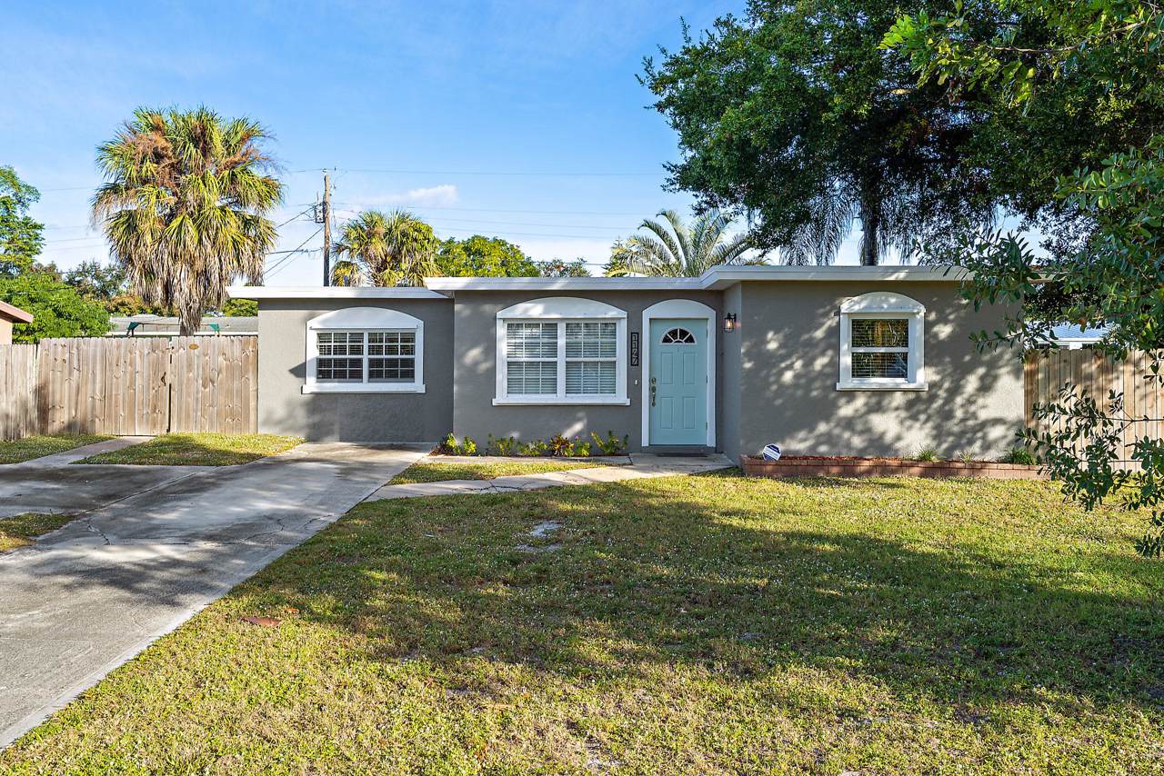 1147 14th Terrace - Photo 1
