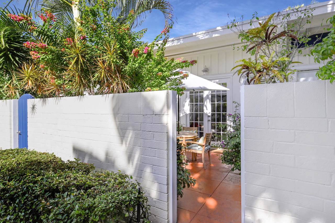 303 Gleason Street - Photo 1