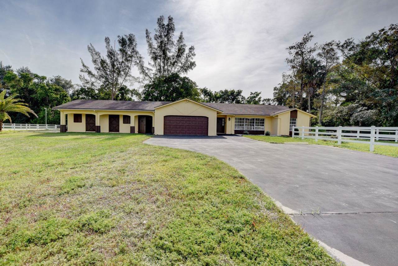 19656 118th Trail - Photo 1