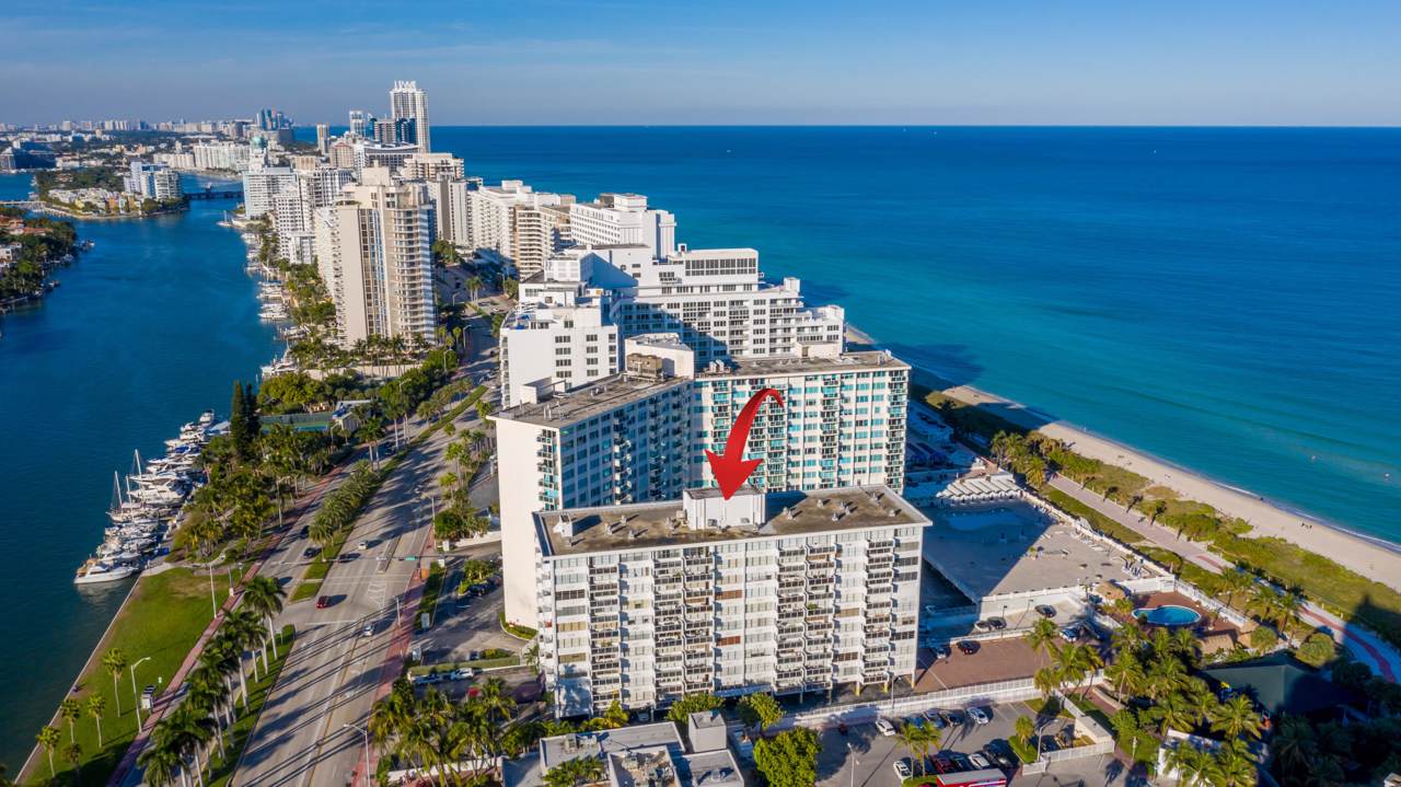 5313 Collins Avenue - Photo 1