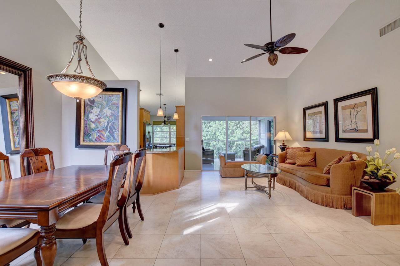 17270 Boca Club Boulevard - Photo 1