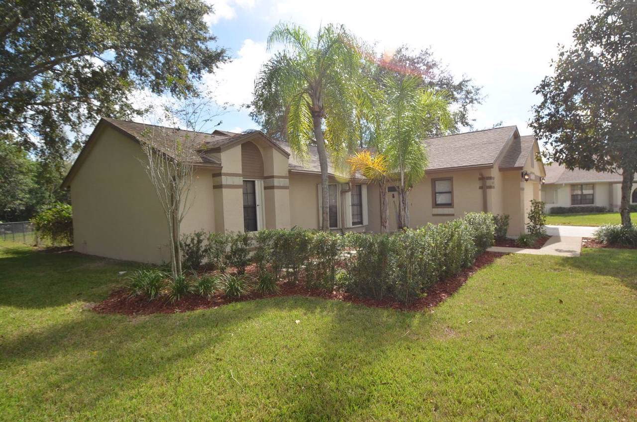 1652 Chapparel Way - Photo 1