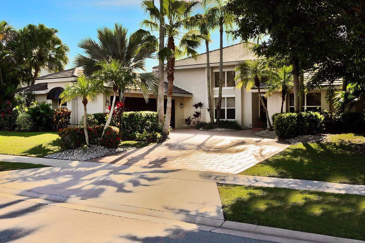 11193 Boca Woods Lane - Photo 1