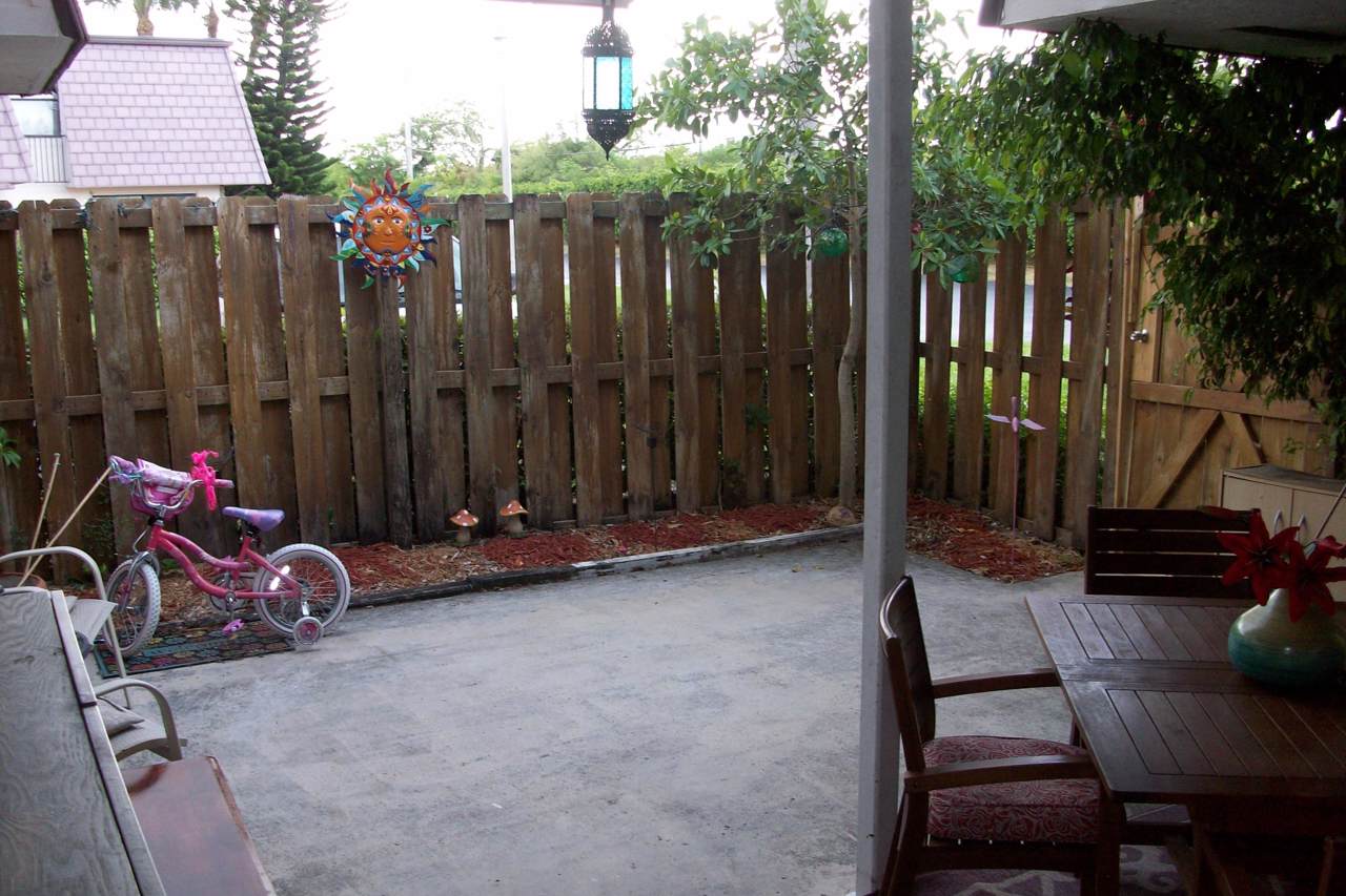 7561 Courtyard Run - Photo 1