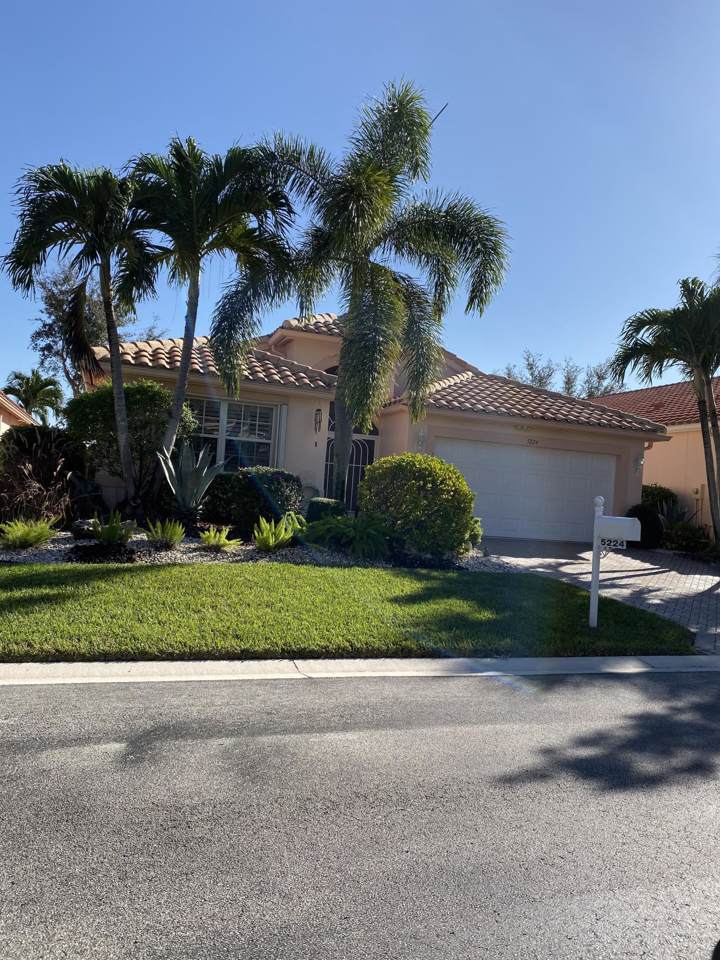 5224 Glenville Drive - Photo 1