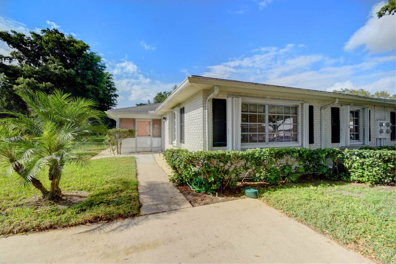 10163 40th Way - Photo 1