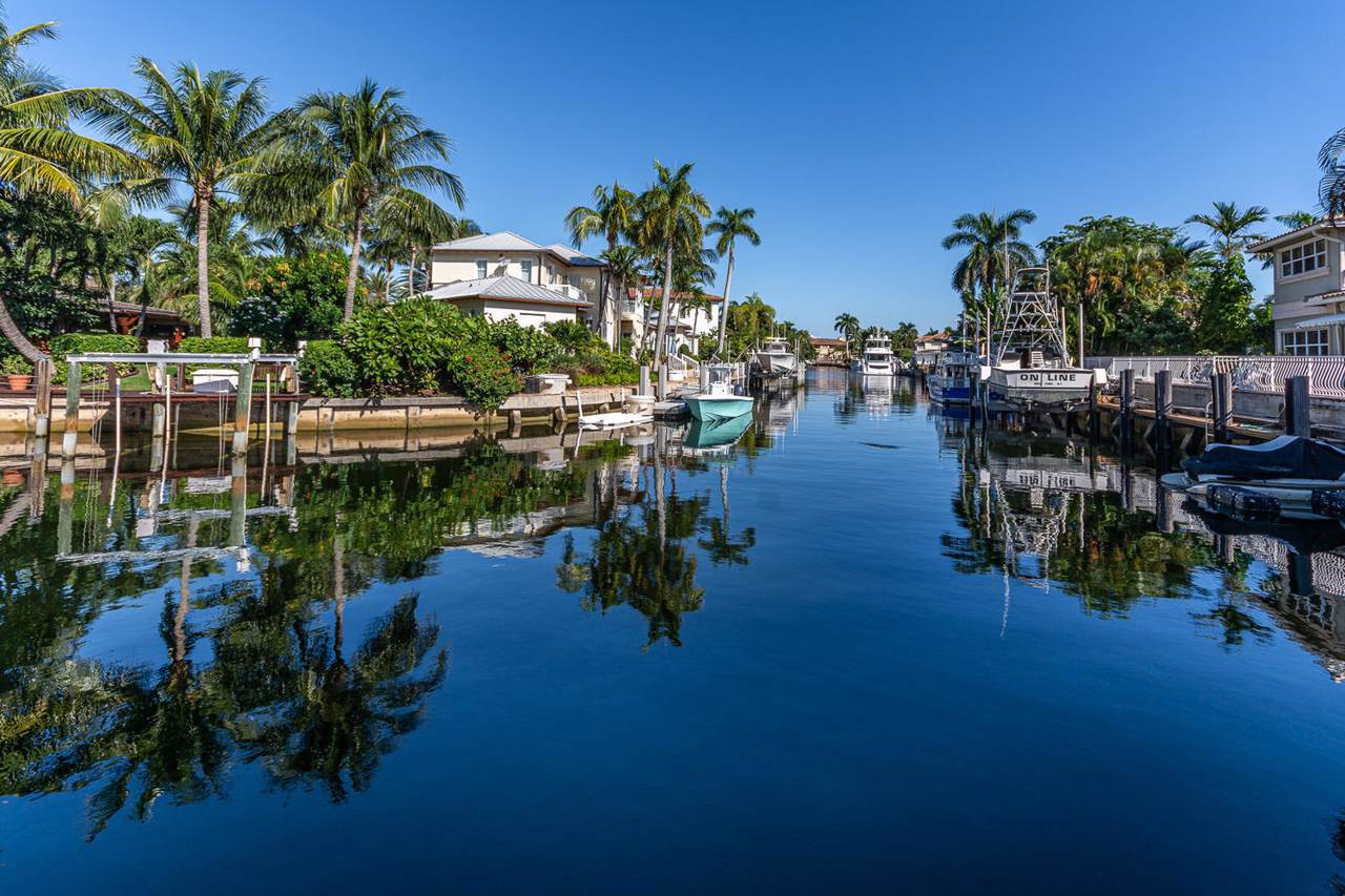 701 Harbour Drive - Photo 1