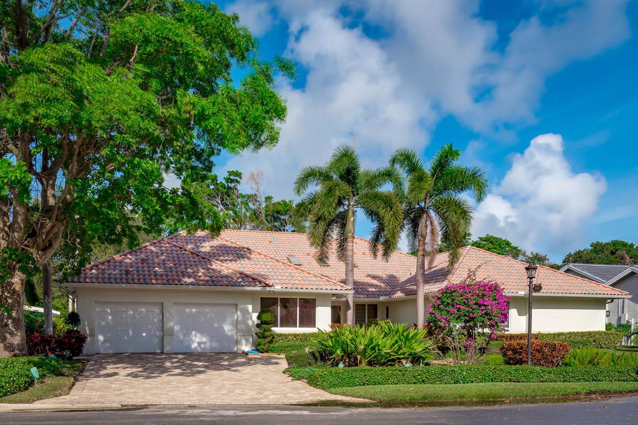 555 Sandpiper Way - Photo 1