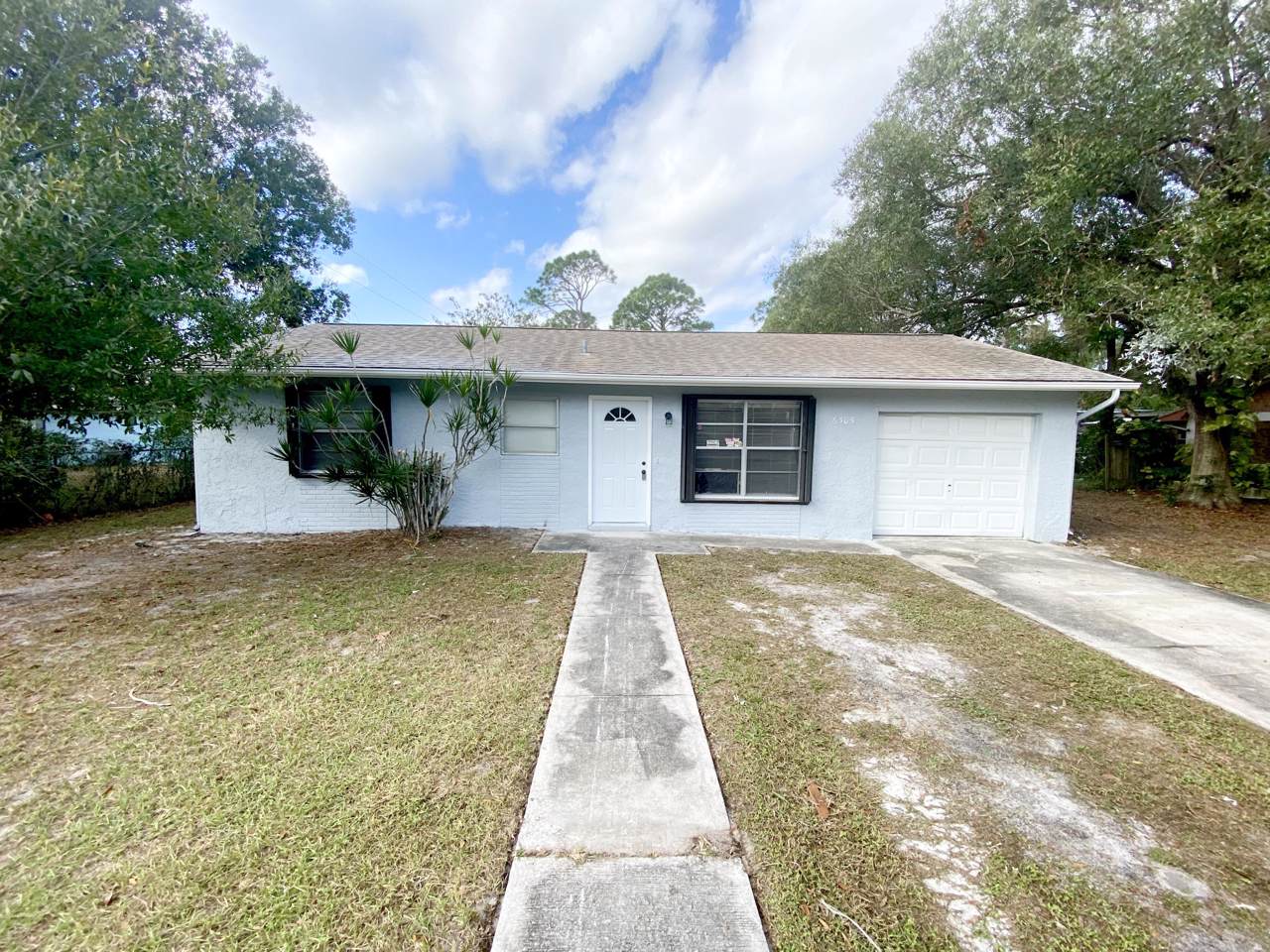 6505 Deleon Avenue - Photo 1