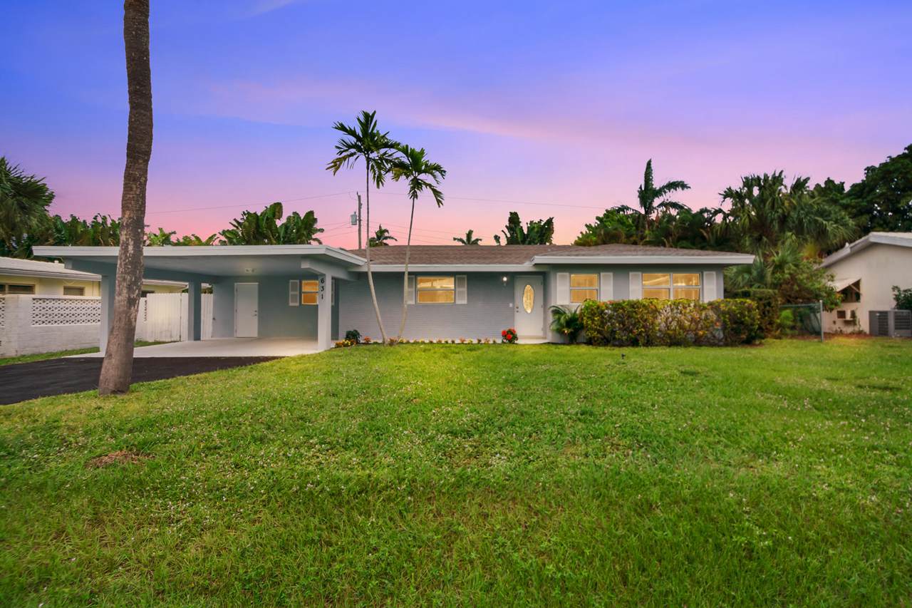 631 Las Palmas - Photo 1