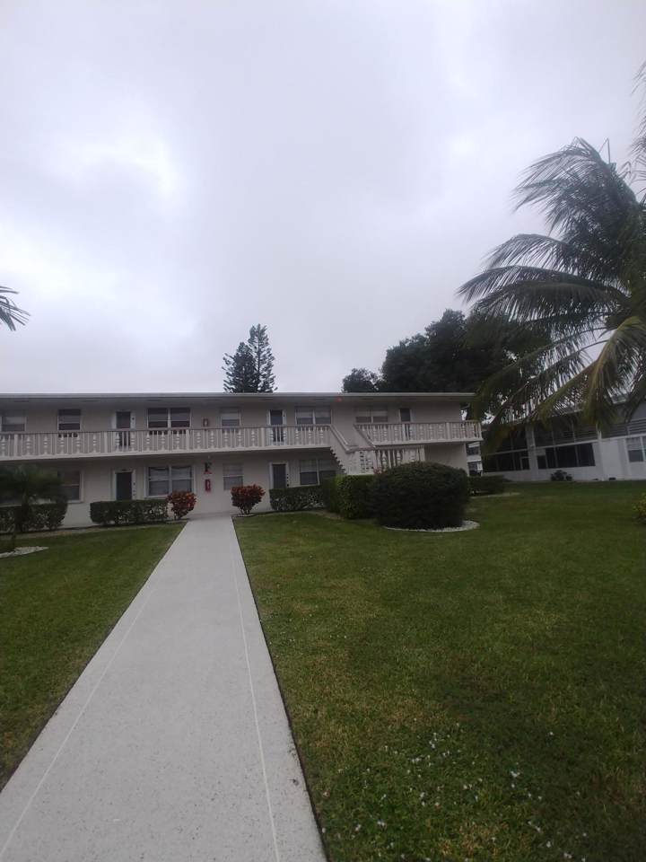 140 Cambridge F - Photo 1